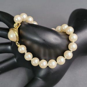 Womens Gold Tone Metal Faux Pearl Knotted Beaded Fashion Bracelet 6 3/4 in